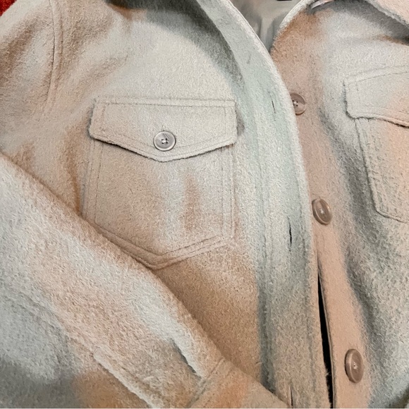 ♥️Host Pick♥️Mint green shacket size large - Picture 4 of 8